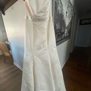 David's Bridal Ivory Satin A-Line Wedding Dress with Beaded Waist